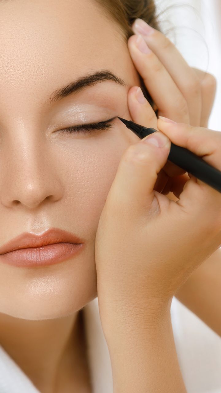 Top Cosmetic Products Every Makeup Lover Should Try in 2025