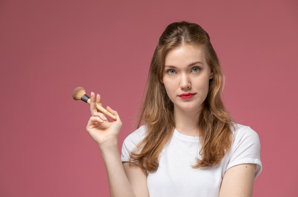 How to Choose Makeup Based on Skin Tone